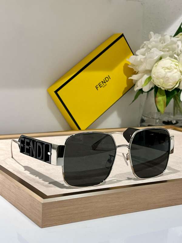 Picture of Fendi Sunglasses _SKUfw55714010fw